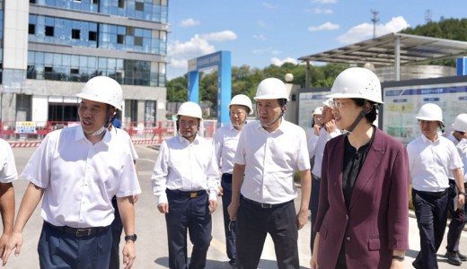 施小琳在南充巴中调研时强调 保持定力鼓足干劲攻坚克难 推动经济持续向好动能加快汇聚民生不断改善